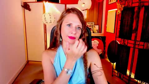 Snapshot of emiliabedy chatting on 06.08.26 Emilia Bedy online show from 06.08.26