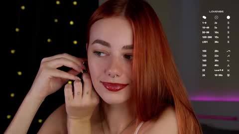 Snapshot of emiliaheather chatting on 11.05.25 Tessa online show from 11.05.25