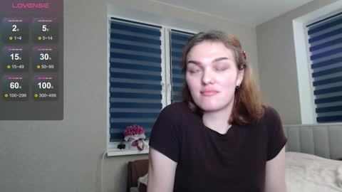 Snapshot of emiliarhodes chatting on 10.24.25 Emi online show from 10.24.25