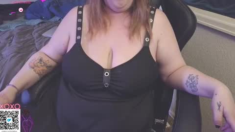 Snapshot of emiliefoxx chatting on 03.10.25 emilie foxx online show from 03.10.25