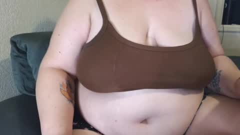 Snapshot of emiliefoxx chatting on 09.24.25 emilie foxx online show from 09.24.25