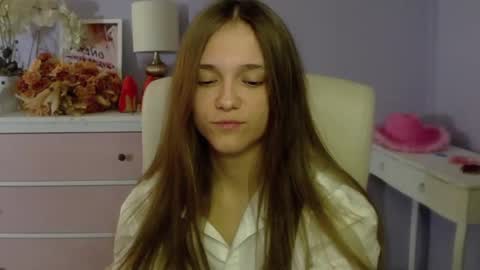 Emilly online show from 03.07.25