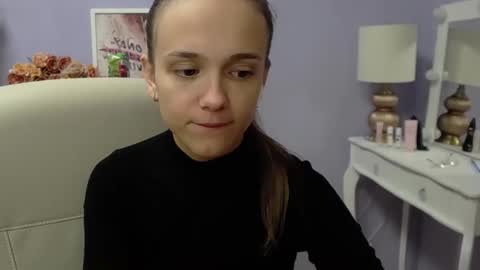 Emilly online show from 09.17.25