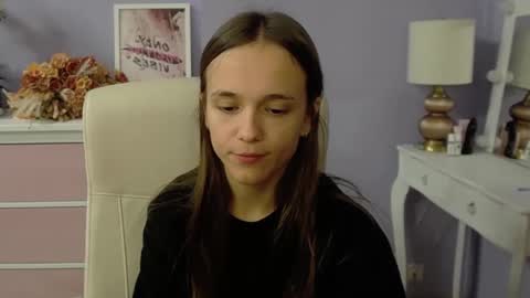 Emilly online show from 09.23.25