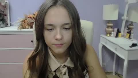 Snapshot of emilly_lust99 chatting on 12.04.25 Emilly online show from 12.04.25