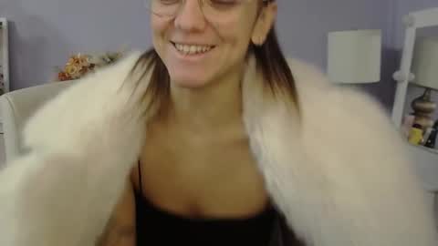 Snapshot of emilly_lust99 chatting on 01.11.26 Emilly online show from 01.11.26