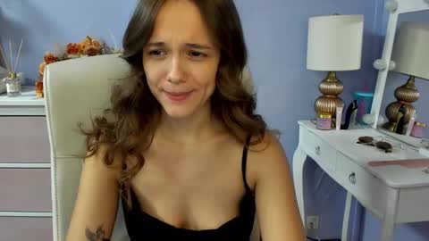 Snapshot of emilly_lust99 chatting on 03.10.26 Emilly online show from 03.10.26