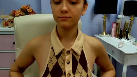 Snapshot of emilly_lust99 chatting on 05.15.26 Emilly online show from 05.15.26