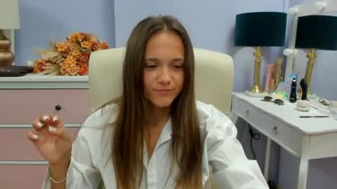 Emilly online show from 06.30.26