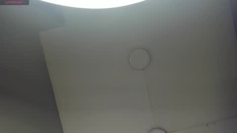 Snapshot of emilly_mell chatting on 10.27.25 emilly_mell online show from 10.27.25