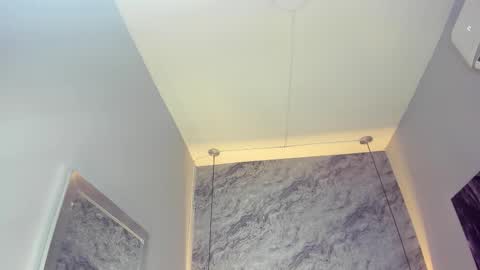 Snapshot of emilly_mell chatting on 10.30.25 emilly_mell online show from 10.30.25