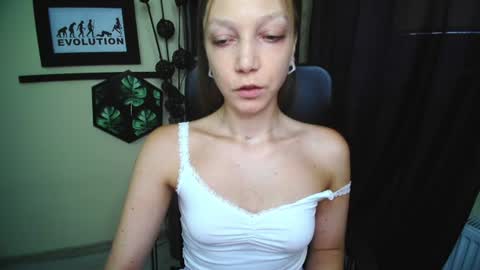 Emilly online show from 06.18.26
