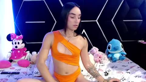 emillystonex online show from 03.10.25