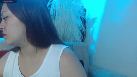 Snapshot of emily175445 chatting on 06.03.26 emily175445 online show from 06.03.26