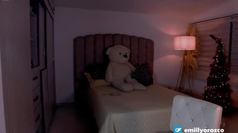  emily valentina     online show from 12.04.25