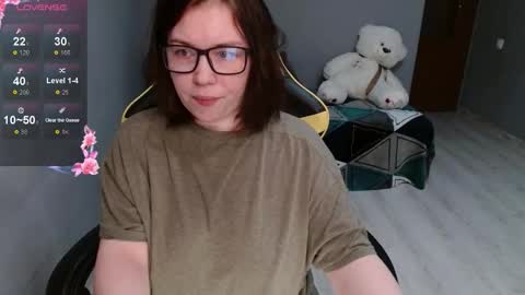Emily 3 online show from 11.07.25