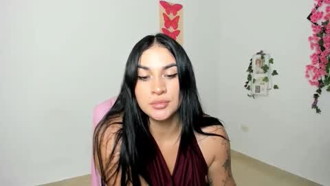 Snapshot of emily_coraline chatting on 01.05.26 Emily online show from 01.05.26