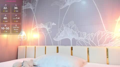 Snapshot of emily_cute4u chatting on 03.16.26 Emily online show from 03.16.26