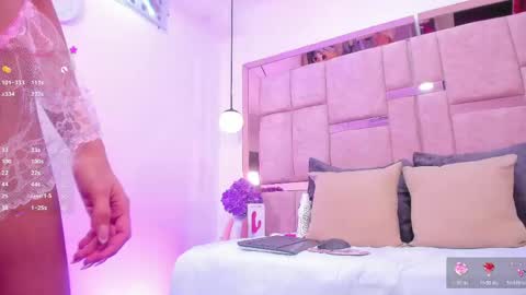  M I A   online430pm- 930pm online show from 05.06.26