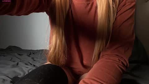 Emily online show from 03.12.25