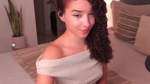 Juliana online show from 10.16.25