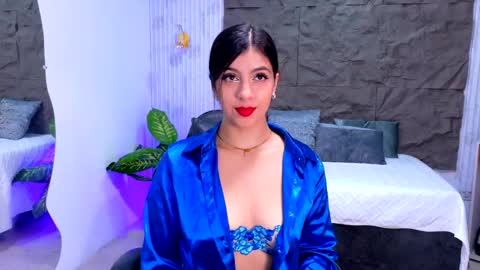 Snapshot of emily_jones3 chatting on 05.19.26 Emily online show from 05.19.26