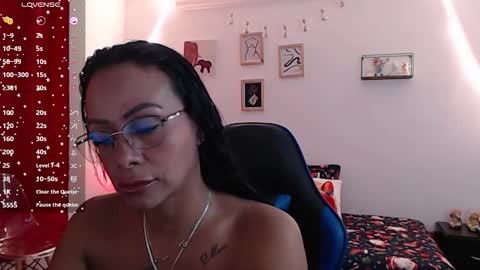 Snapshot of emily_leroy571240 chatting on 12.17.25 emily leroy. online show from 12.17.25