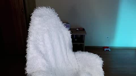 Snapshot of emily_nyaffe chatting on 02.07.25 Lia online show from 02.07.25