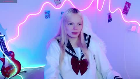 Snapshot of emily_nyaffe chatting on 09.29.25 Lia online show from 09.29.25