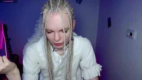 Snapshot of emily_nyaffe chatting on 01.07.26 Lia online show from 01.07.26