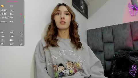 Snapshot of emily_pons chatting on 06.21.26 Emi online show from 06.21.26