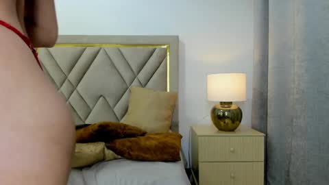 Snapshot of emily_queen7 chatting on 11.19.25 Emily online show from 11.19.25