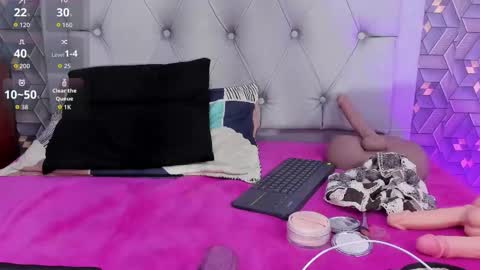 Snapshot of emily_rivera78 chatting on 12.05.25 Emily online show from 12.05.25