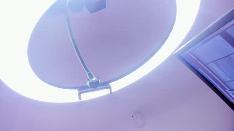 Snapshot of emily_roux chatting on 12.07.24 EMILY online show from 12.07.24