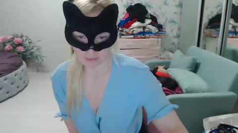 Emily online show from 06.25.26