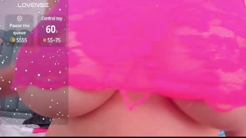 Snapshot of emilyandmarco_ chatting on 12.28.24 Emilyyy online show from 12.28.24