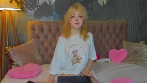 Baby Emelli online show from 01.08.26