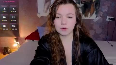 artist Emily online show from 07.01.26