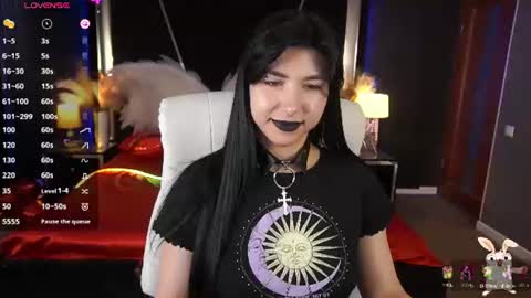 Snapshot of emilycandys chatting on 06.11.26 Emy online show from 06.11.26