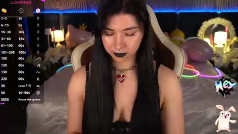 Emy online show from 08.03.26