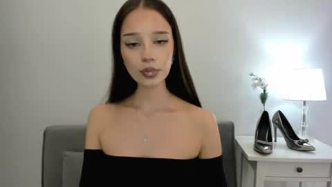 EmilyCharming online show from 09.30.25