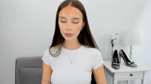 EmilyCharming online show from 11.26.25