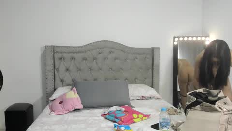 Camila online show from 11.12.25