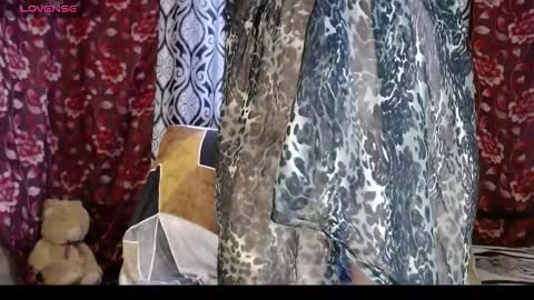 Snapshot of emilydoth chatting on 10.15.25 EmilyDoth online show from 10.15.25