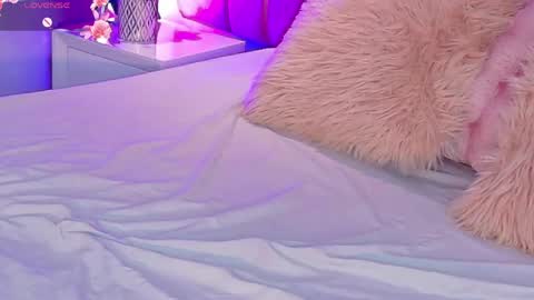 Emily Flame online show from 06.03.26