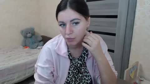 Snapshot of emilyfork chatting on 10.26.25 emilyfork online show from 10.26.25