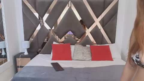 emilygracce online show from 06.10.26