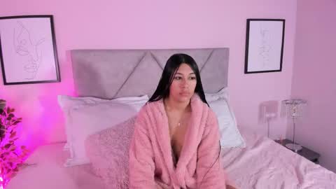 Snapshot of emilyh_ chatting on 03.13.26 Emily online show from 03.13.26