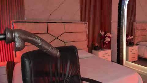 Snapshot of emilyhendrix_ chatting on 03.13.26 Emily Hendrix online show from 03.13.26