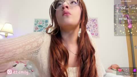 Snapshot of emilyincb1 chatting on 05.30.26 first stream May 5 ig online show from 05.30.26